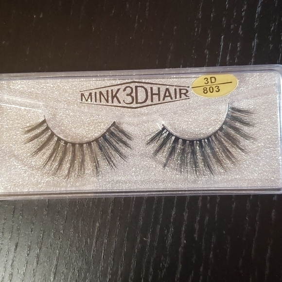 𝅺💵 Mink 3D Hair Eyelashes NWOT - Picture 1 of 1